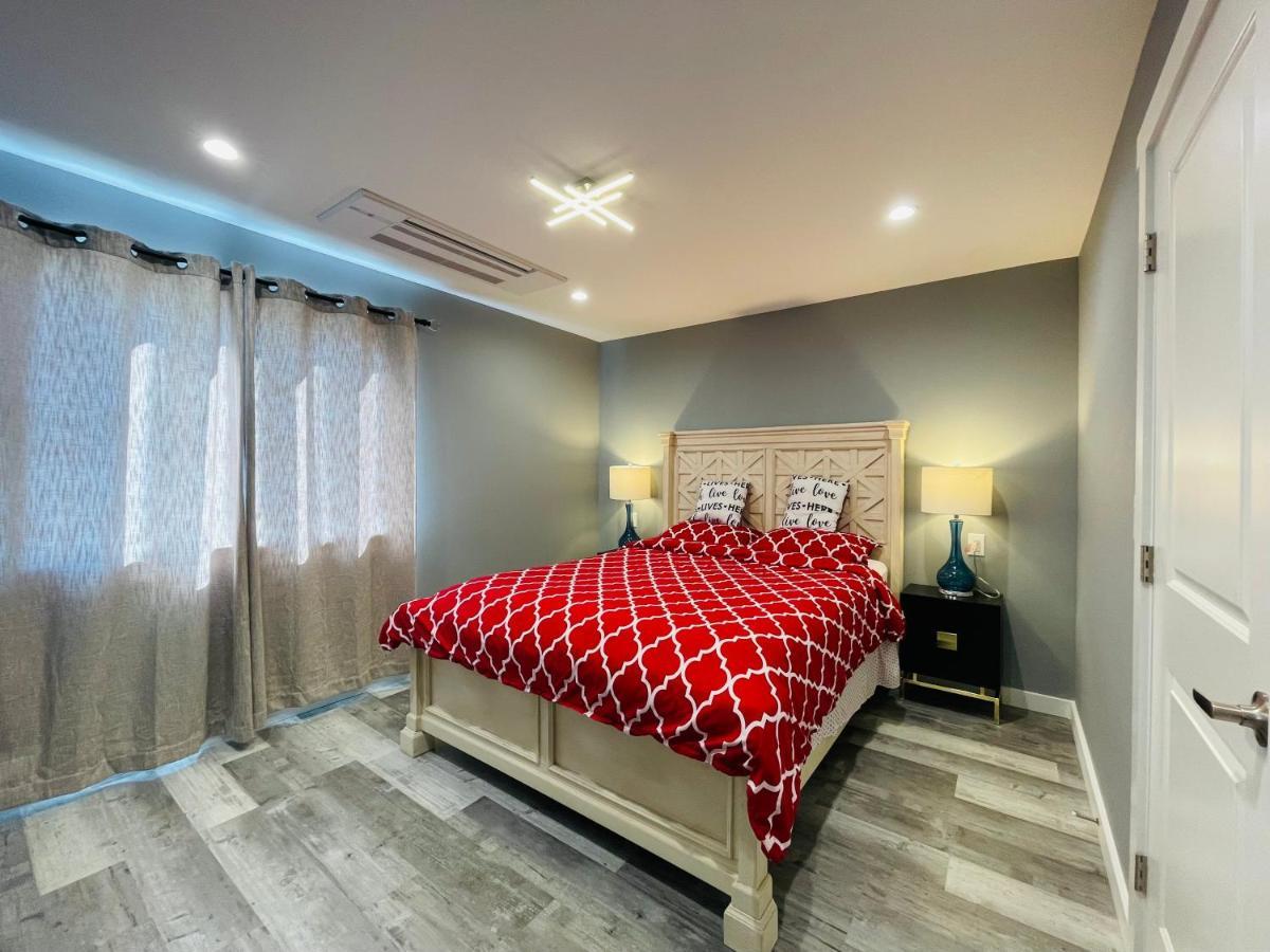 Green Lake 1St Line Home A With Central Air Conditioners Seattle Luaran gambar