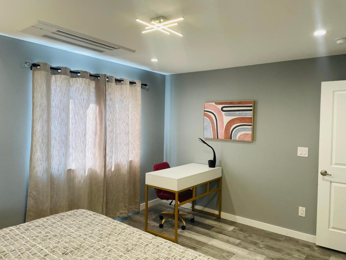 Green Lake 1St Line Home A With Central Air Conditioners Seattle Luaran gambar